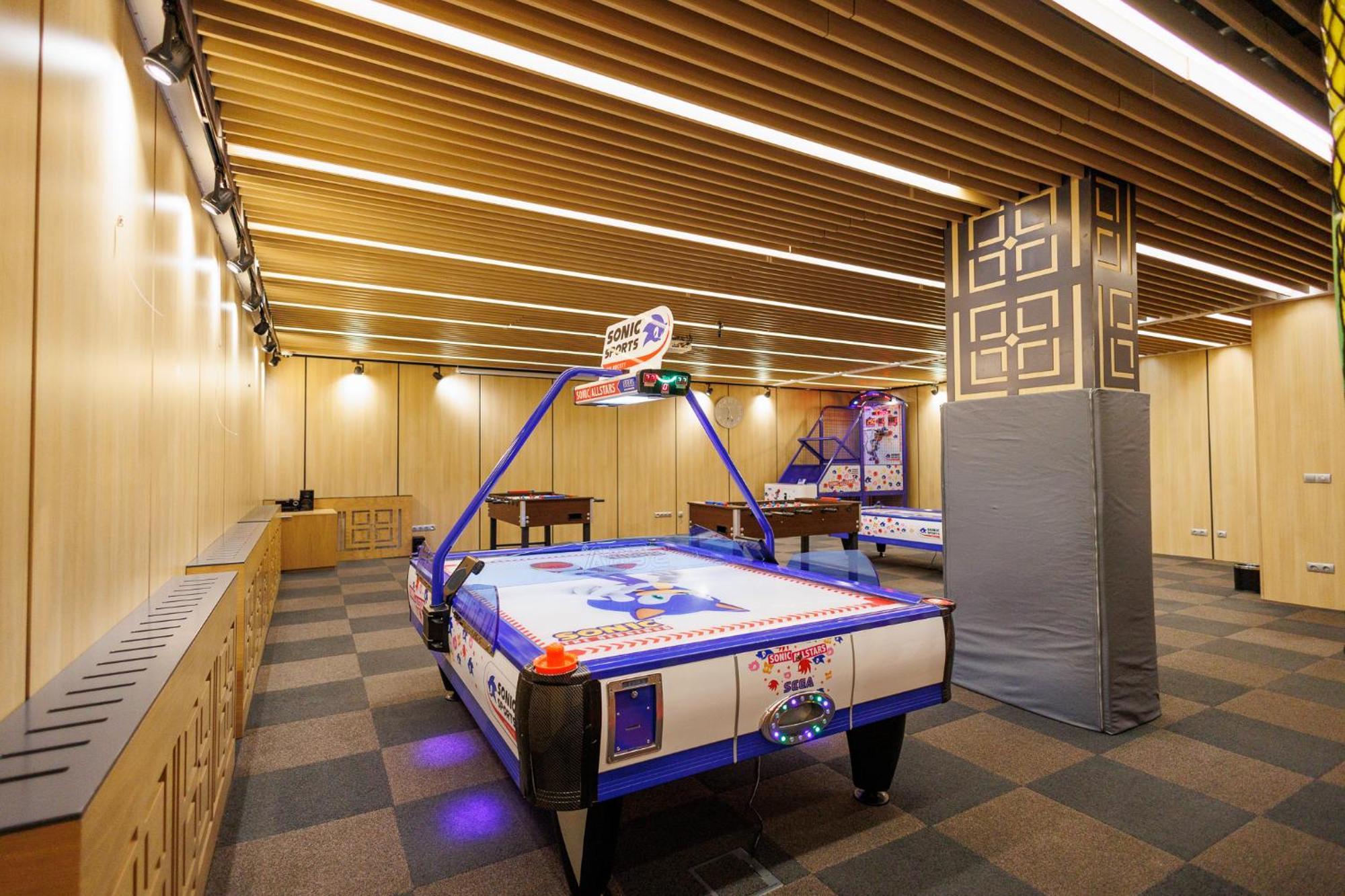 럭키 반스코 아파트호텔 스파&릴렉스 외부 사진 The locker room at the Air Canada Centre